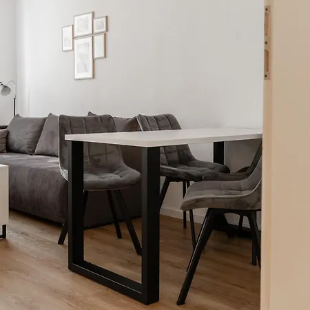 Lehastays - I 4 Einzelbetten Apartment