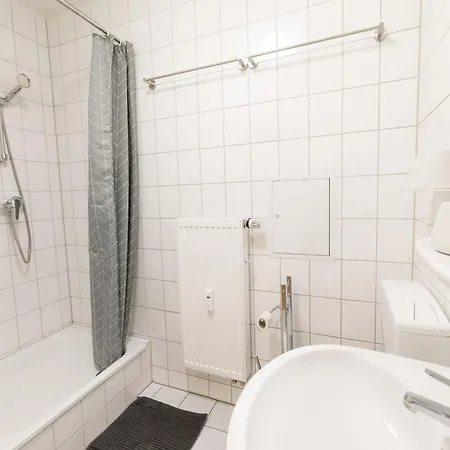 Lehastays - I 4 Einzelbetten Apartment *